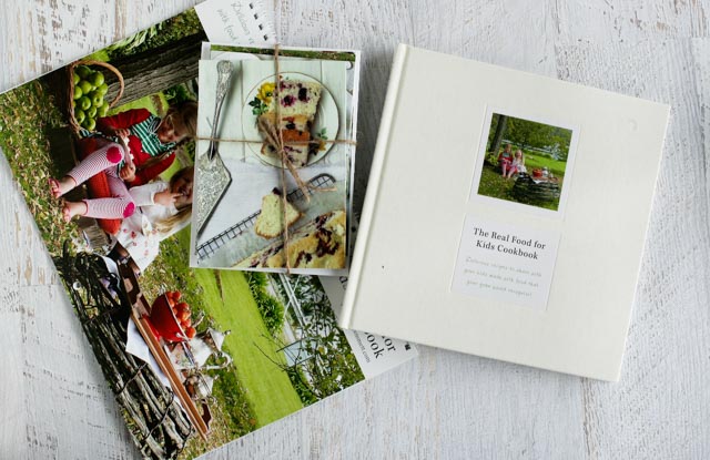 Eloise Emmett Gift Cards, Book and calendar (1 of 1)