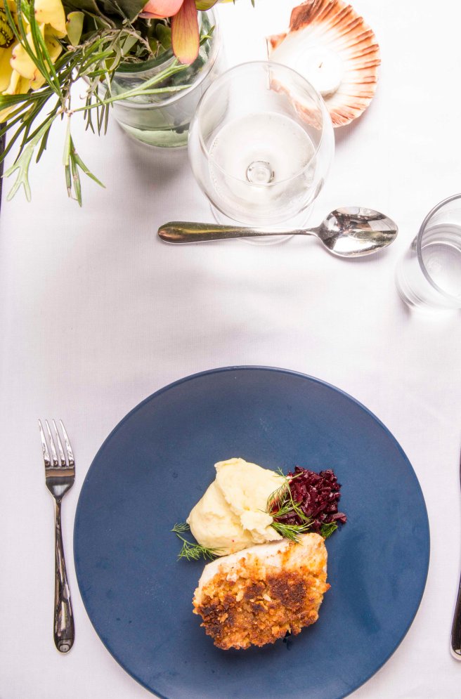 blue eye on the table